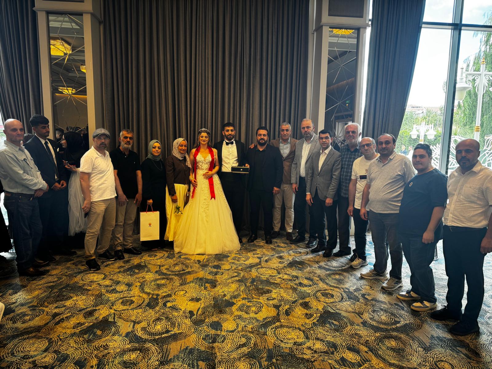 Bir ömür boyu mutluluklar dileriz!