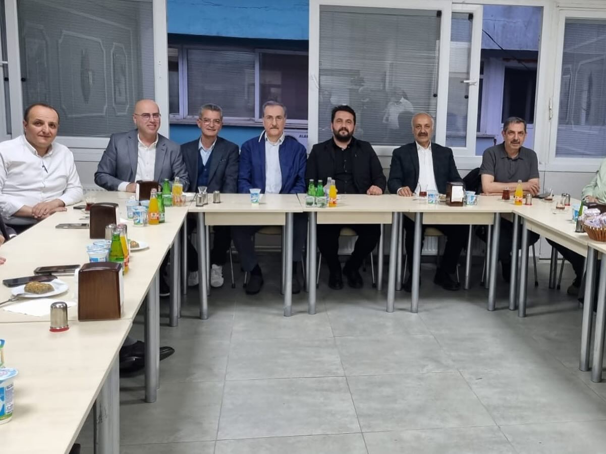 Geçmiş Dönem İlçe Başkanlarımızla ve Meclis Üyelerimizle İstişare Toplantısı