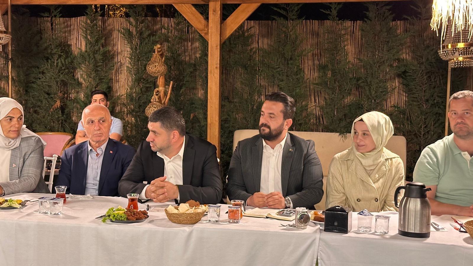 Milletvekilimiz Yahya Çelik ve İl Sorumlumuz Esra Sarıçiçek Çakar’ın Katılımıyla Teşkilat Toplantımızı Yaptık