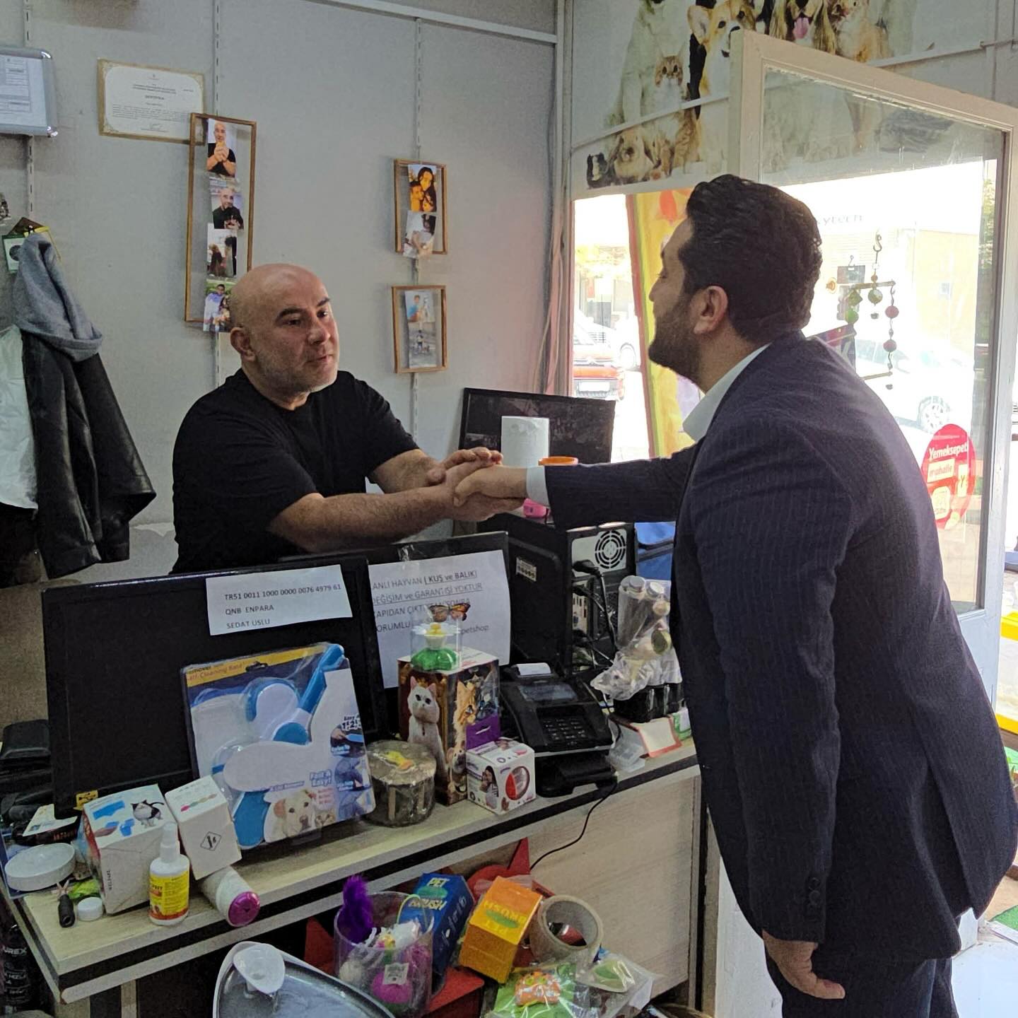 İlçe Başkanımız Kartal’da Durmadan, Yorulmadan Esnaf ve Mahalle Ziyaretlerine Devam Ediyor