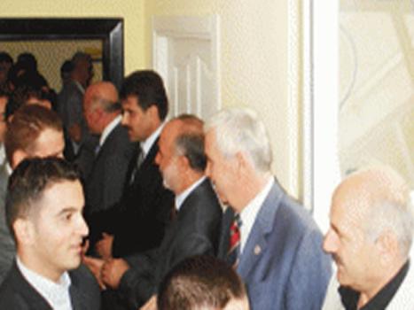 İLÇE TEŞKİLATIMIZDA BAYRAMLAŞMA